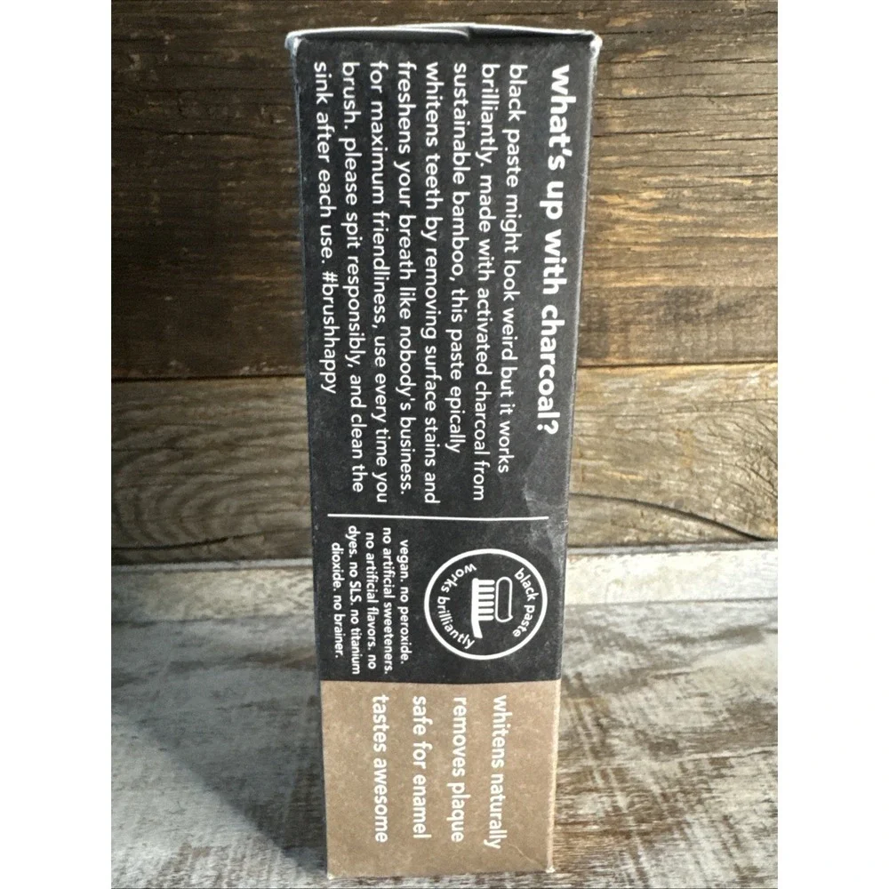hello Activated Charcoal Whitening Toothpaste Exp 02/2027‎